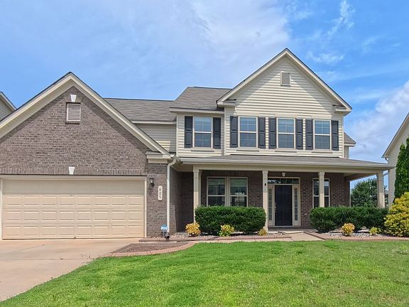 3rd image of 605 Bunker Dr