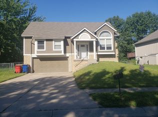 1406 N Millburn Ave, Independence, MO 64056