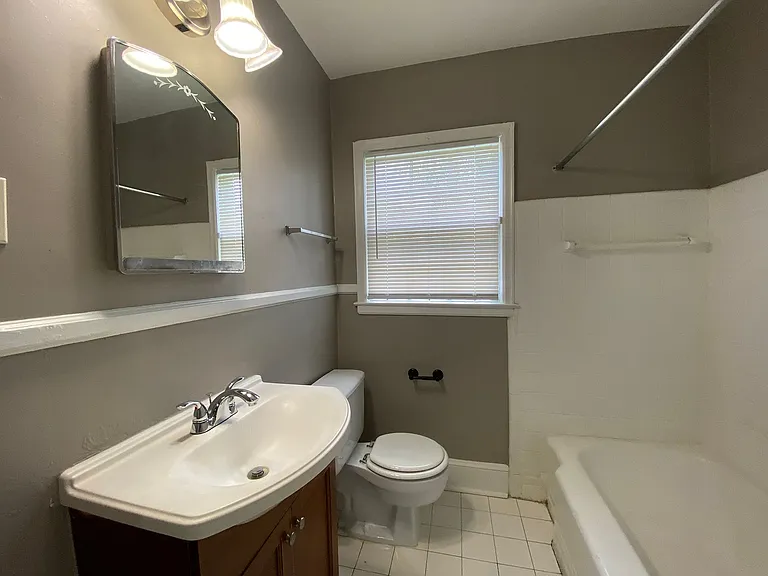 143 N Merton St #3 — Photo 10