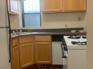 2328 N Southport Ave, Chicago, IL 60614
