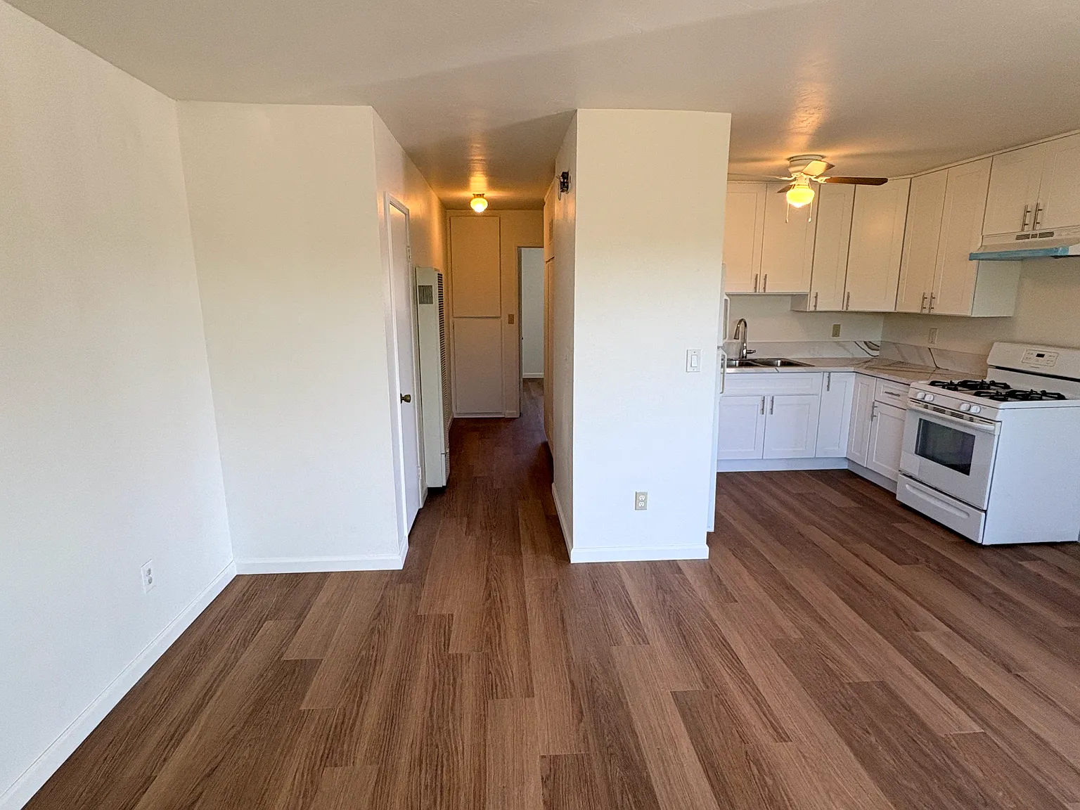 1 bed, 540 sqft, $1,800 — Photo 2