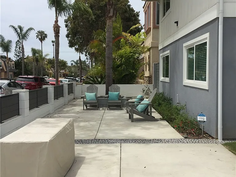 1505 Palm Ave #B — Photo 3