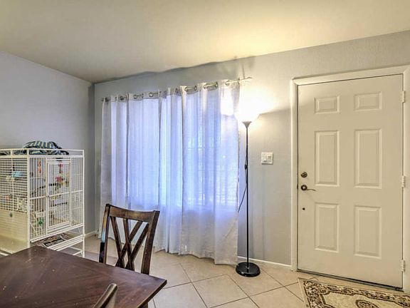5th image of 14223 N Hawthorn Ct APT A