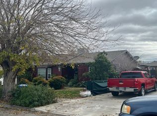 119 E Lucard St, Taft, CA 93268