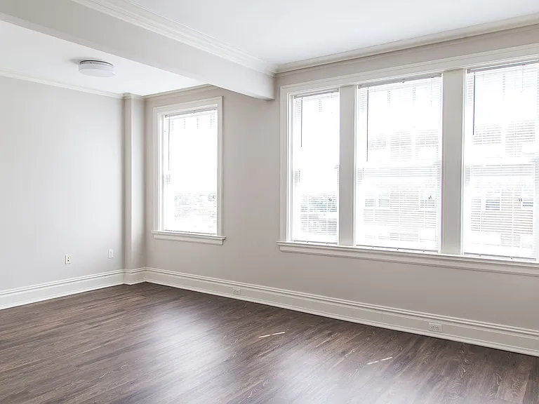 Dining/Living room