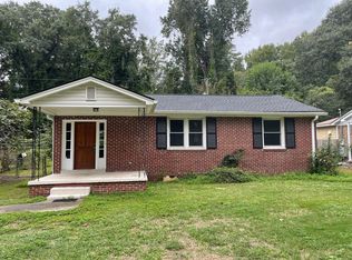 17 Holiday Cir, Columbia, SC 29206