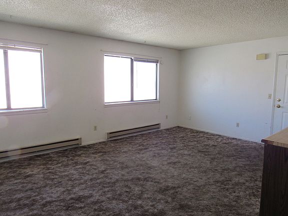 5th image of 2580 S McKinley St APT 2