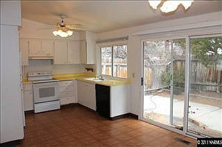 3rd image of 1138 Alta Vista Dr