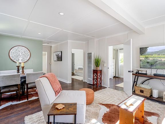 3rd image of 273 W Carmel Valley Rd