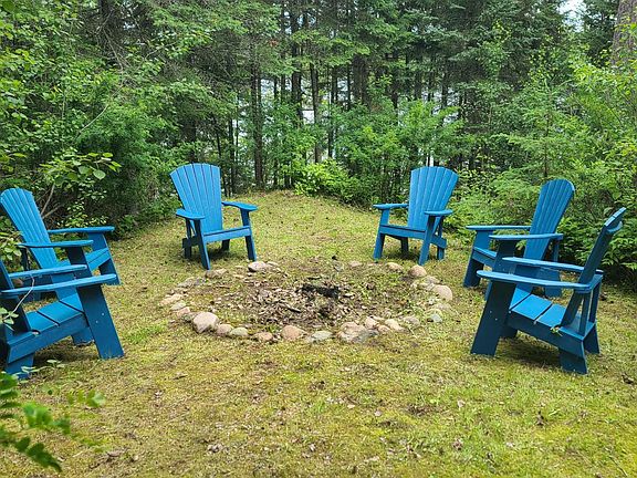 4th image of 23052 Long Lake Dr