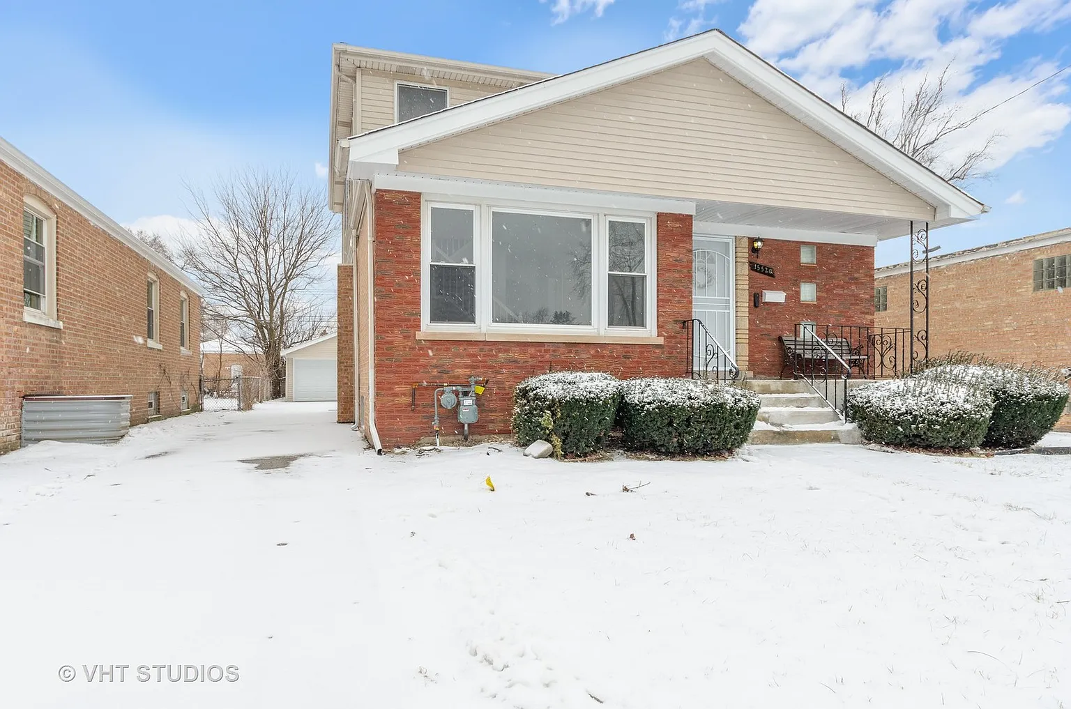 15520 Ingleside Ave photo 1
