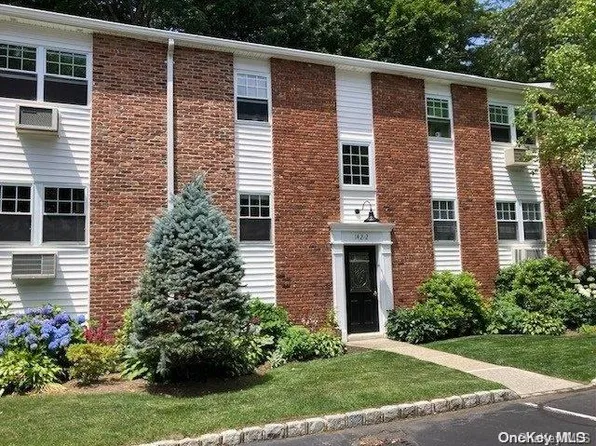 142 Church Street #2B, Kings Park, NY 11754