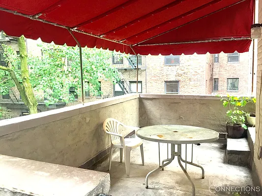 Rented by City Connections Realty | media 28