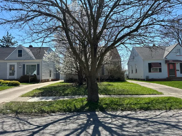 15004 Brunswick Ave, Maple Heights, OH 44137