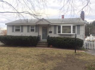 25 Wedgemere Dr, Lowell, MA 01852