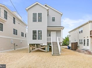 12 E 27th St, Brant Beach, NJ 08008