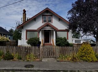 1334 Parker Pl, Astoria, OR 97103