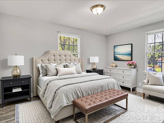 4th image of 3637 Glenville Ave