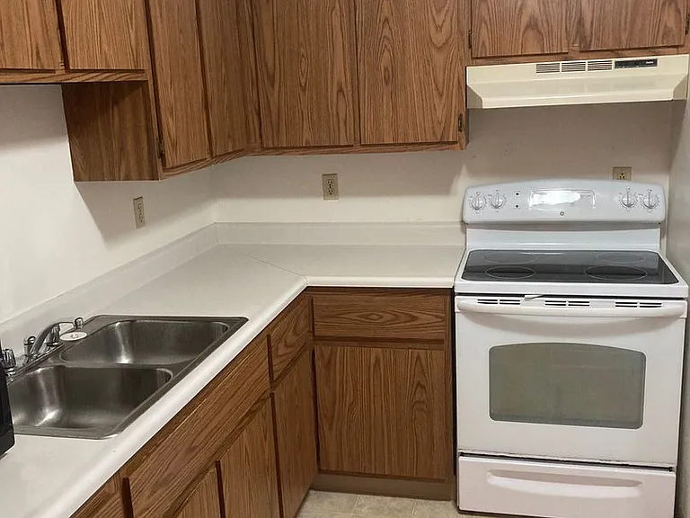 532 Bronson Rd #3 — Photo 8