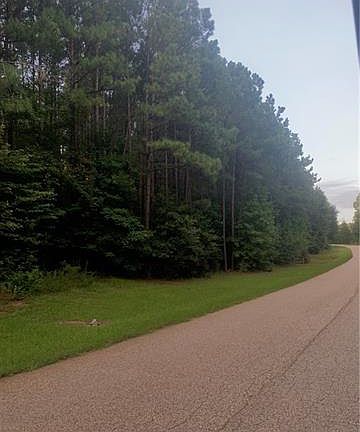 3rd image of 1210 Mooreland Wood Dr #10