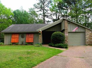 1026 McDale Ln, Madison, MS 39110