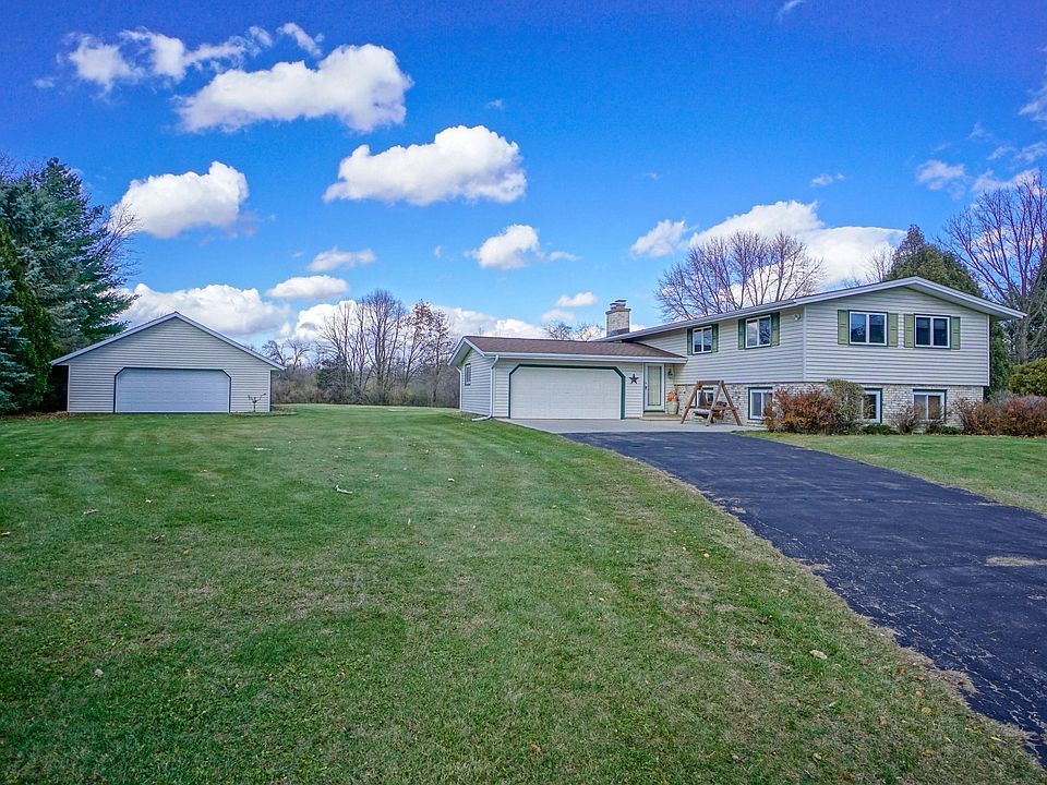1st image of W319 Golden Lake Park Cir