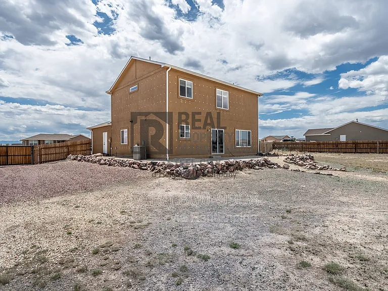 947 E Kirkwood Dr — Photo 42