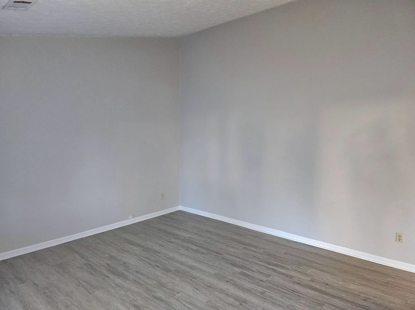 Newly renovated 3 bedroom, 2 bath ranch home in Jonesboro. — Photo 3