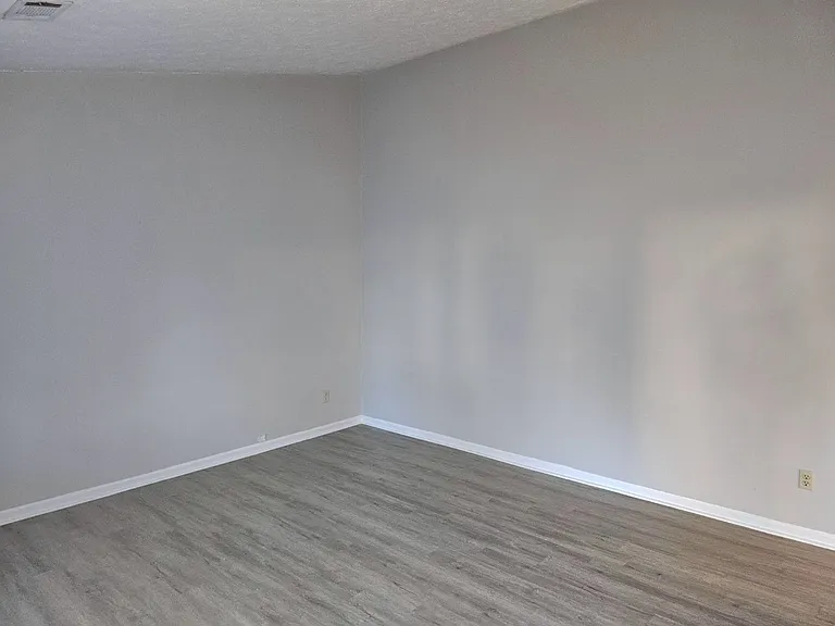 8147 Flamingo Dr — Photo 3