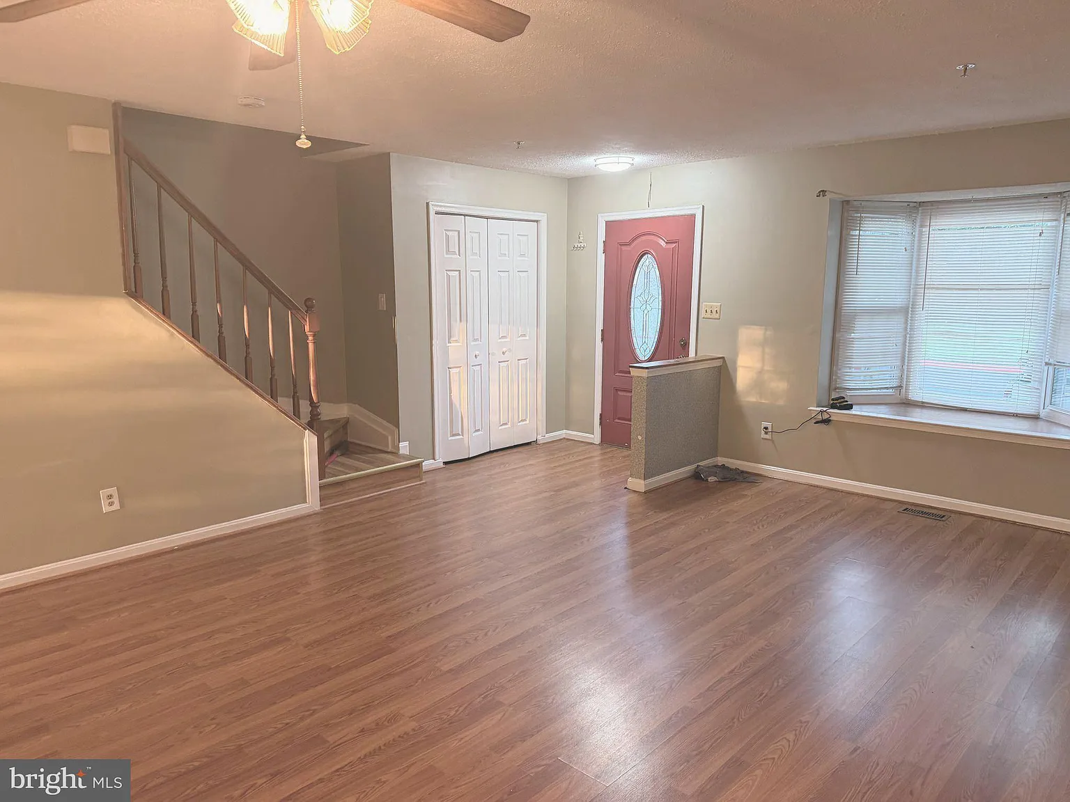 4 bed, 1590 sqft, $2,500 — Photo 2