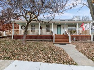 206 Liberty Rd, Smithville, MO 64089