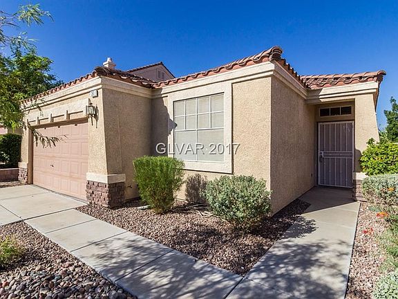 4th image of 261 Camino Viejo St