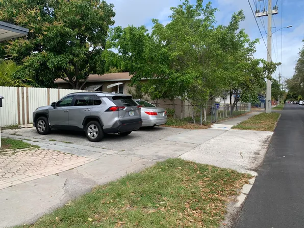 810 S 19th Ave APT 1-2, Hollywood, FL 33020