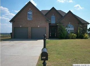 360 Savannah Cir, Calera, AL 35040