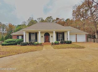 220 Grand Cypress Dr, Meridian, MS 39305