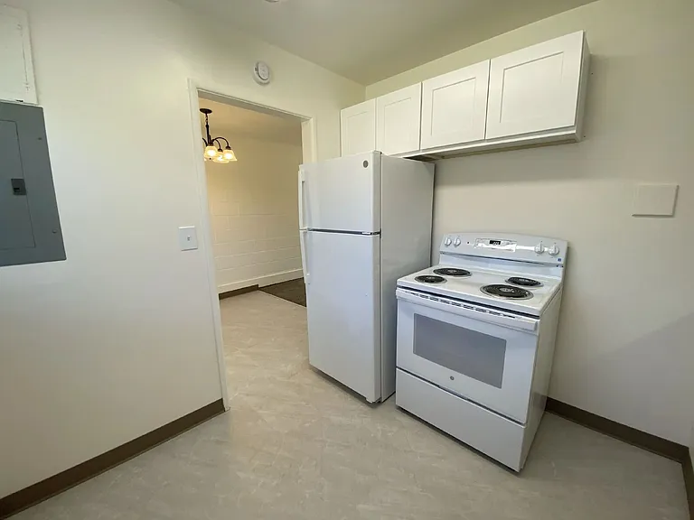 757 NE Alameda Ave — Photo 10