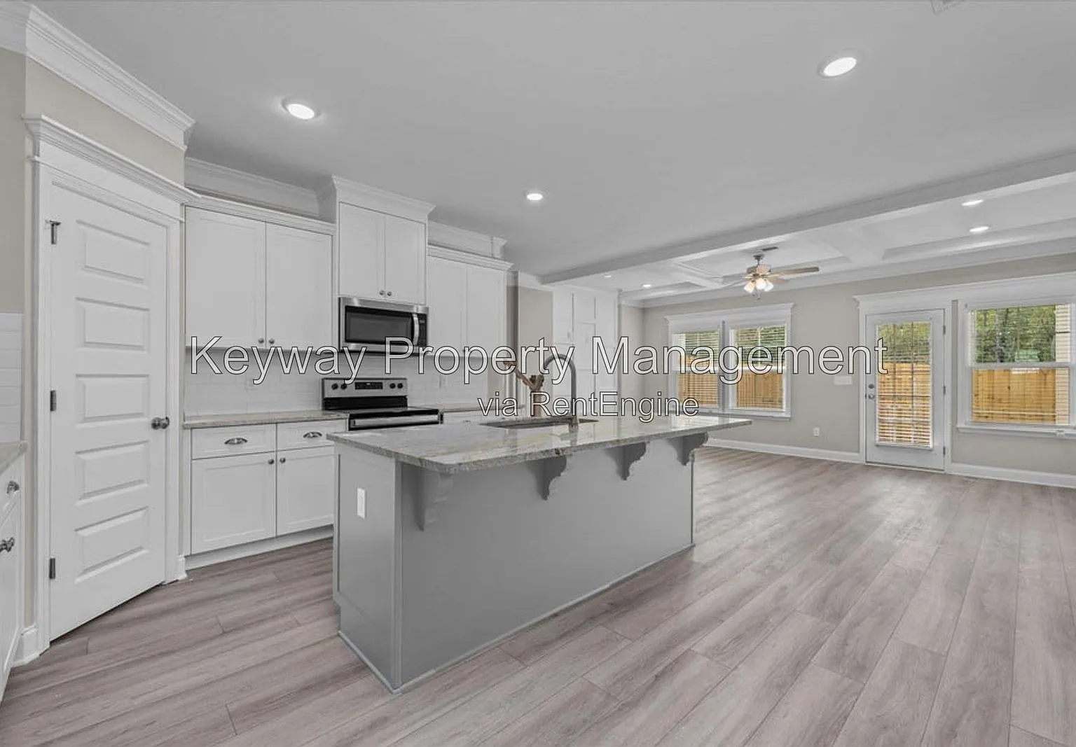 3 bed, 2.5 bath, 1540 sqft, $1,795 — Photo 3