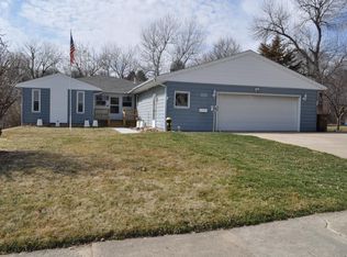 1253 N Grant Rd, Carroll, IA 51401