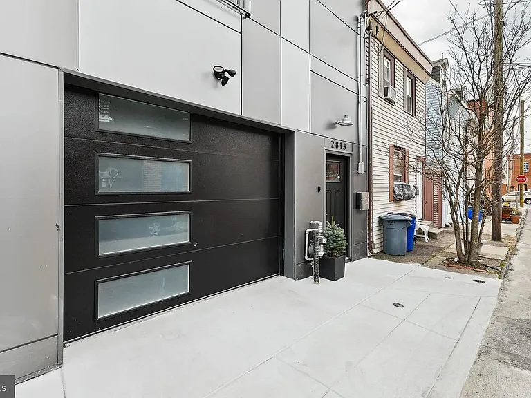 2813 Tilton St — Photo 29