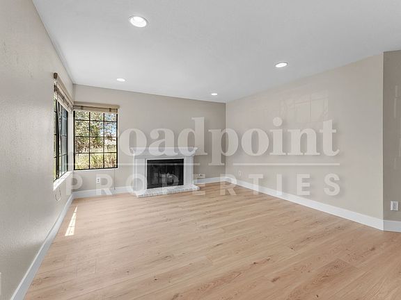 5th image of 4414 Springtime Dr