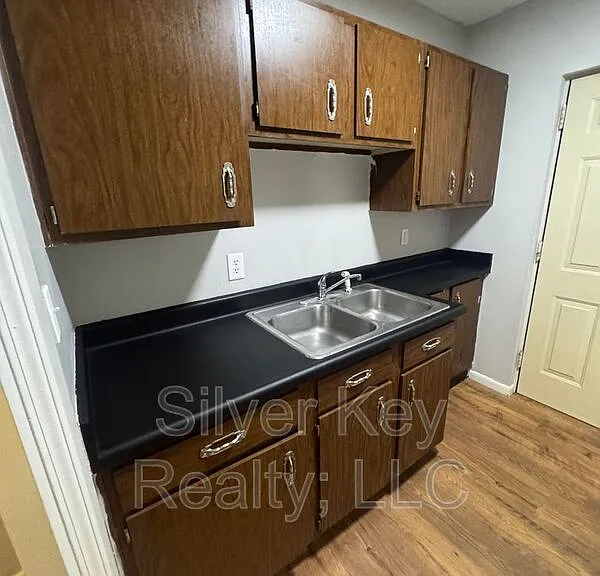 1206 Knoxville Ave #5 — Photo 7