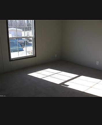 5th image of 8718 Smithfield Apartments Ln #4
