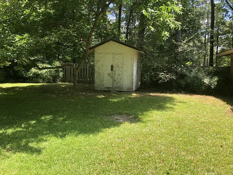 1208 Wildbriar Dr — Photo 8