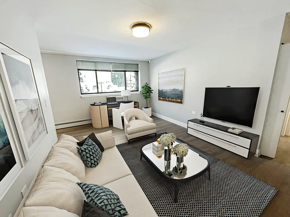 Sheridan Glen - 6040 N Sheridan Rd — Photo 3