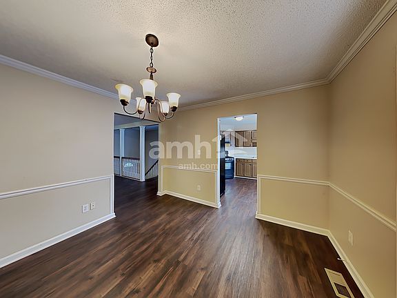 5th image of 753 Country Lake Ct
