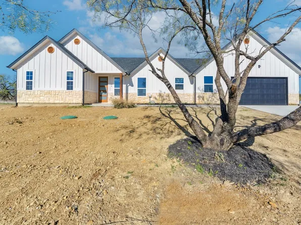 168 Cactus Canyon Dr, Bridgeport, TX 76426