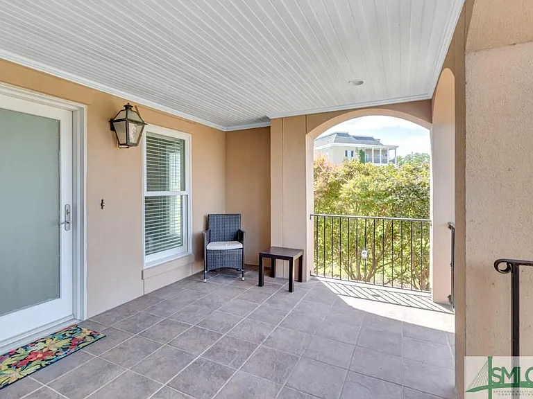 416 Legends Ct — Photo 5