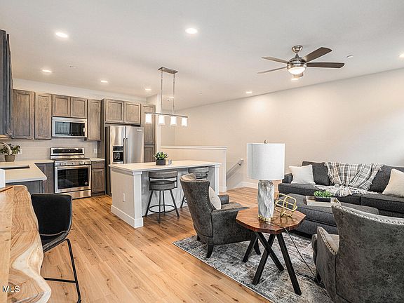 6th image of this home