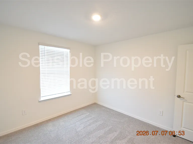 10056 Blazing Saddles Dr — Photo 25