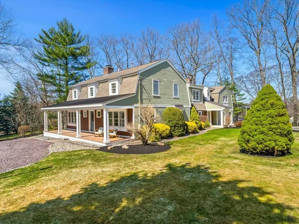 2 Deerberry Ln, Andover, MA 01810